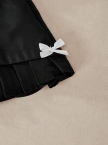 2pcs/Set Girls Kids Sweet Ruffled Collar Long Sleeve Blouse And Bowknot Pleated Skirt Outfit, Suitable For Casual, Commuting, School Style - Black and White - View 7