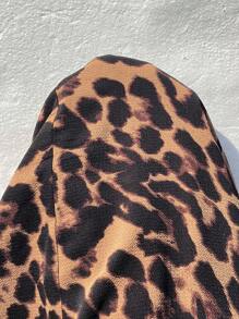 Solflare 大码豹纹细肩带露背连衣裙，配有可调节腰带和隐形拉链，适合春夏季 - 棕色 - 查看 7