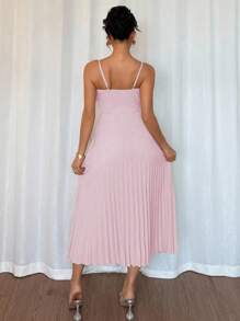 Rafferiza Islaluna 女士高级优雅法式 V 领吊带褶皱连衣裙 - 粉色 - 查看 2