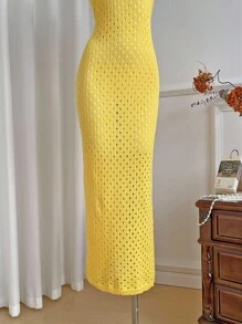 Sweetra Vestido de punto casual de vacaciones amarillo con escote halter calado y flores 3D para mujer