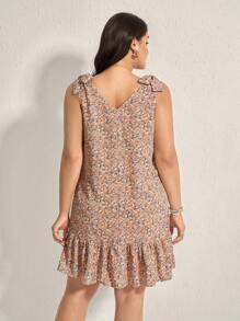 SHEIN LUNE Vestido de verano casual de mujer de talla grande con estampado floral diminuto y nudo en el hombro, ropa bohemia de verano, conjuntos de verano de estilo "Old Money", atuendos de primavera y festival
