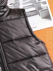 SHEIN 儿童青少年男童休闲加厚立领无袖绗缝羽绒背心，冬季外套，儿童背心，男童背心，黑色儿童背心，儿童连帽背心，儿童羽绒背心，开学第一天，开学季，男童，青少年，开学第一天，青少年，亲子装，适合儿童，冬季，秋季 - 黑色 - 查看 5