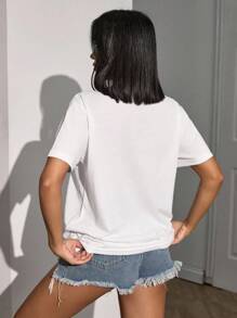 EURMUSE 盛开的口袋刺绣 T 恤 - 白色 T 恤，彩色花卉口袋缝线，俏皮优雅 - 白色 - 查看 2