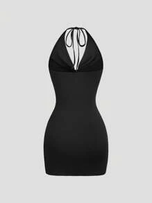 EgrlEra 女式夏季垂坠领露背性感迷你连衣裙，带金属圆形装饰