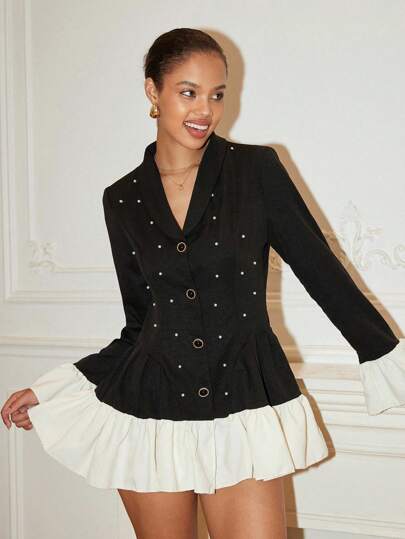 Chaqueta blazer ajustada con cuello de chal, parches con cuentas y ribete de volantes, de manga larga para uso en la oficina