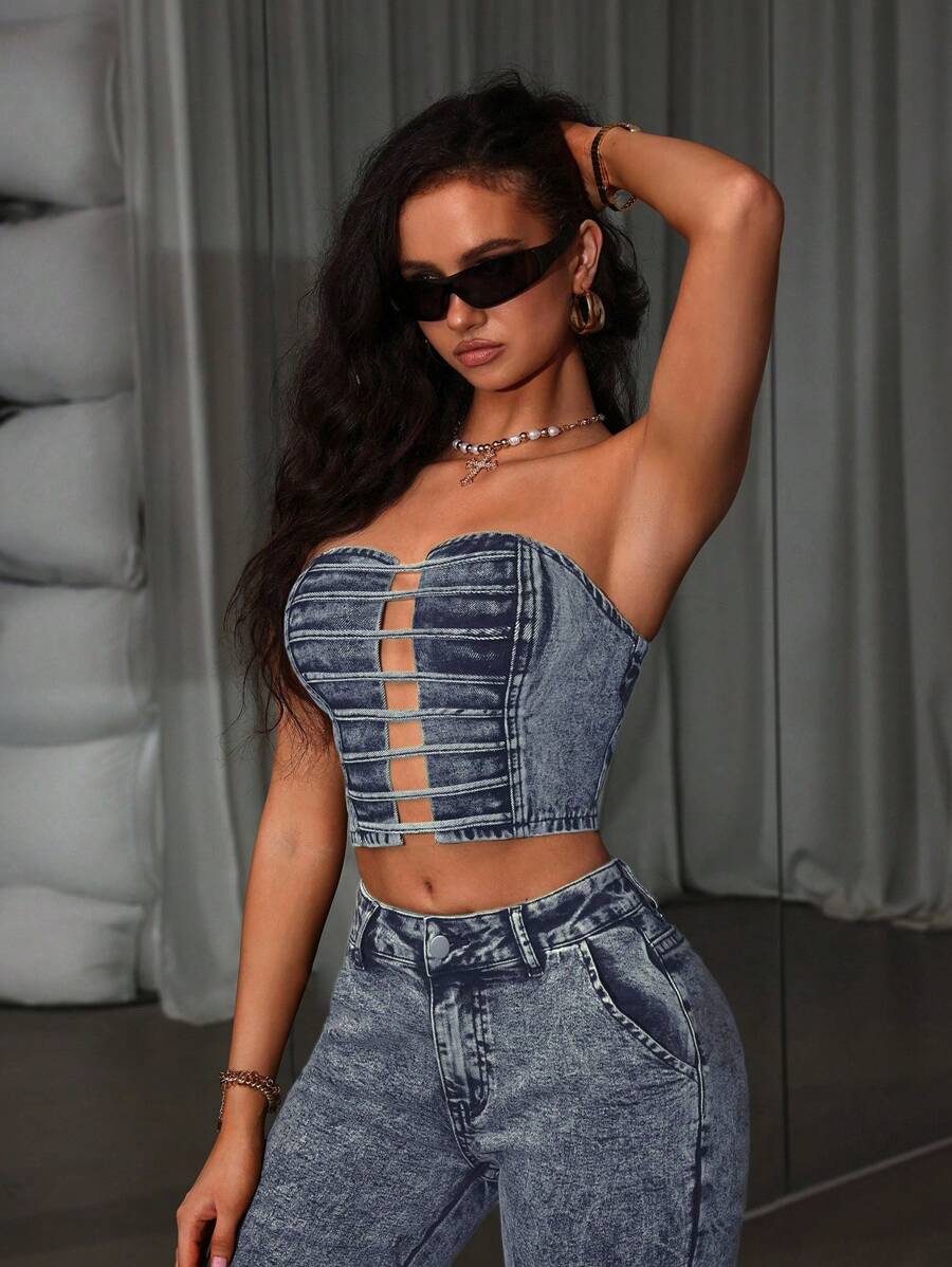 SHEIN ICON 女士镂空设计短款性感修身牛仔紧身背心 - 淺色水洗藍 - 查看 1