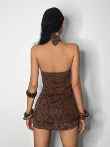 EgrlEra Vestido mini con espalda abierta, cuello halter, hebilla circular y estampado jacquard de unicolor para mujer - Café - Ver 2