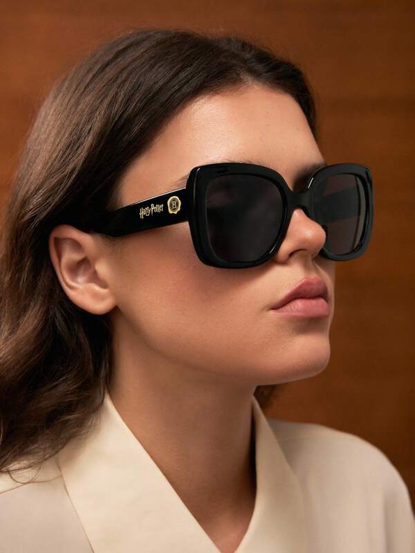 HARRY POTTER X SHEIN Large Square Black Fashion Glasses With Gold Foil Accents, Unisex Versatile For Daily Wear. Comes With Hedwig Leather Pouch, Suitable For Travel & Outdoor Accessory