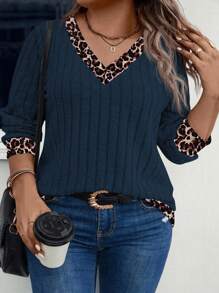 EMERY ROSE 女士秋冬休闲V领长袖撞色拼接豹纹图案卫衣，大码套头衫 - 藏蓝色 - 查看 1