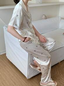 1 套青少年女孩蝴蝶结和波尔卡圆点印花白色短袖开衫和裤子柔软家居服女士睡衣套装纽扣睡衣套装 - 白色 - 查看 5