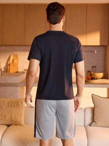 Manfinity Underwear&Sleepwear Basics Conjunto para el hogar para hombre, de mangas cortas y pantalones cortos, de unicolor - Azul Marino - Ver 2