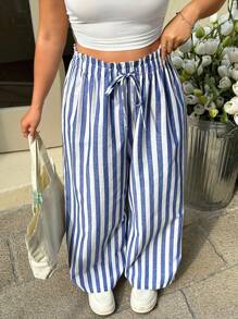 SHEIN EZwear Pantalones casuales de pierna ancha a rayas azules y blancas de talla grande