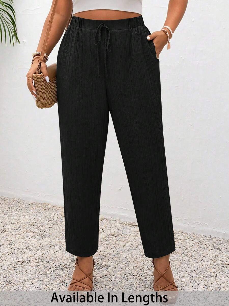 SHEIN PETITE CURVE Tapered Black Plain Plus Size Pants In Woven Fabric For Everyday Comfort Elastic Waist Pants Textured Pants,Fall Clothes For Women