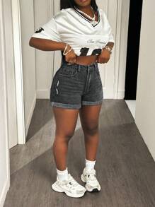 Slaydiva Women's Casual Denim Shorts With Pockets, For Summer Daily Wear - Grey - View 3