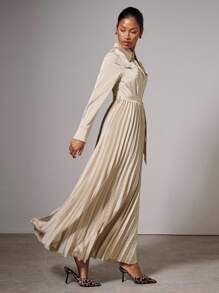 COSMINA Robe chemise longue pour femmes en satin élégant de couleur unie avec poche pliable, ourlet plissé et ceinture, printemps/automne - Nude - Voir 6