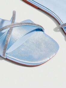 CUCCOO SZL 女士蓝色缎面交叉银色水钻方头舒适平底凉鞋 - 藍色 - 查看 5