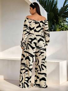 SHEIN EZwear Combinaison décontracté à épaules dénudées et volants imprimée tie-dye, grande taille - Noir et Blanc - Voir 2