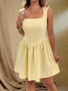 Roveilla Plus Size Solid Color Elegant Deconstructed Square Neck Backbelt Waist Hem Dress - Yellow - View 6