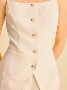 CAJUNI 女式休闲无袖上衣，下摆略开衩，搭配低腰半身裙套装，米色 - 米色 - 查看 1