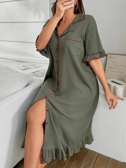 SHEIN 大码女式休闲宽松睡衣，撞色饰边，荷叶边领，单排扣，短袖