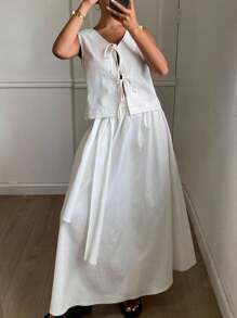 DAZY 2 件套女士纯色修身系带 V 领无袖背心和伞裙休闲度假套装，秋季 - 白色 - 查看 4