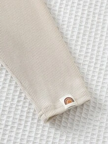 Cozy Pixies 两件套女童彩虹图案针织柔软圆领长袖卫衣和松紧腰裤，舒适百搭时尚休闲基础款套装，适合室内、室外、休闲、滑雪、返校、日常穿着、运动、玩耍、派对、节日、万圣节、圣诞节、新年、情人节、复活节、旅行等各种场合。