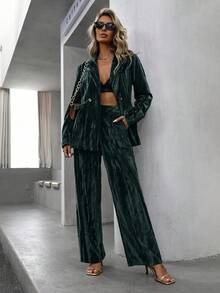 Aveloria Modichic 女士优雅天鹅绒褶皱金属纽扣西装套装，长袖上衣和休闲裤节日派对服装 - 墨綠色 - 查看 5
