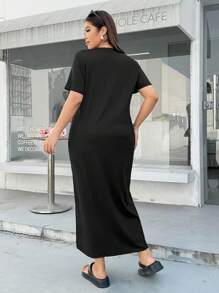 Solflare Casual Versatile Black Split Short Sleeve Plus Size Dress