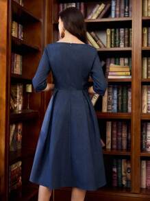 Vintamour 复古经典优雅女装秋冬修身船领连衣裙七分袖连衣裙海军蓝连衣裙金属纽扣口袋连衣裙 - 藏蓝色 - 查看 2