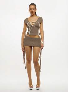 SUMWON WOMEN 系带短款上衣时尚短袖修身夏季节日短款上衣，前部采用紧身胸衣风格