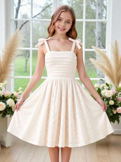 女童可爱优雅杏色花卉针织吊带连衣裙