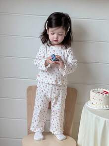 Dazy Kids Baby Girl Ditsy Floral Frill Trim Sleeve Top And Pants Pajama Set,Toddler Fall Clothes