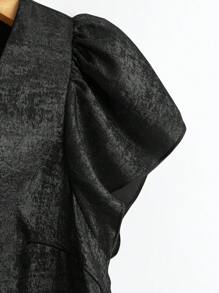 SHEIN Clasi 女式V领蝴蝶袖镀金休闲衬衫