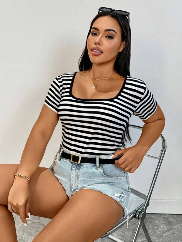 SHEIN Essnce Plus-Size Women's Casual Top, Summer Casual Women's Clothing, Square Neck Striped Top Graphic Tees Cute Tops Going Out Tops,Cute Tops Women Graphic T Shirt