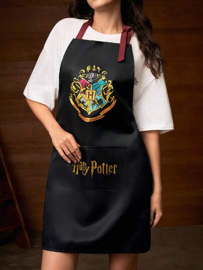 HARRY POTTER X SHEIN 1 st. Logo & Letterpatroon Zwarte Schort, Unisex, Waterdicht en Oliebestendig, Geschikt voor het Bakken in de Keuken