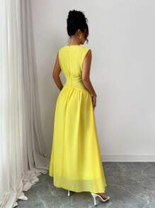 Rafferiza Damen Rundhalsausschnitt Kreuz Taille Plissee Taille Cut Out Chiffon Langes Kleid