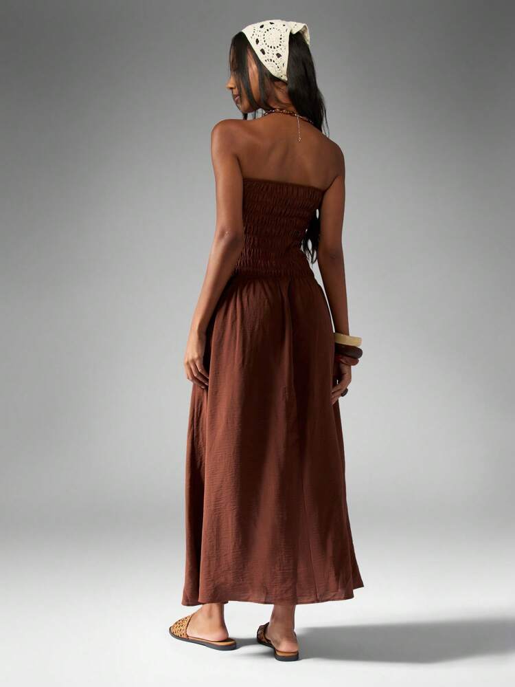 MISSGUIDED Bandeau Shirred Maxi Dress Holiday Resort Beach Elastic Bodice Long Dress Gathered Smocked Summer Spring Casual Floor Length Dress