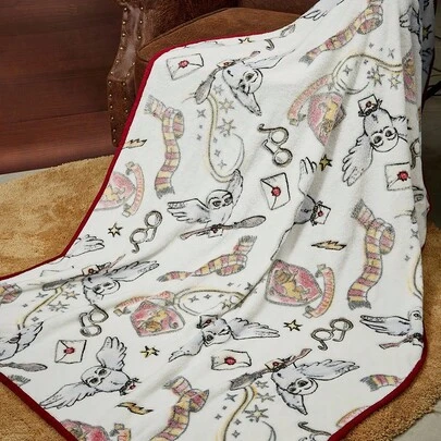 HARRY POTTER X SHEIN 1 Pc Hedwig Flannel Glow-In-The-Dark Blanket, Soft & Warm, Non-Shedding, Various Sizes For Sofa, Bed, Nap Time,Christmas,Gift Ideas