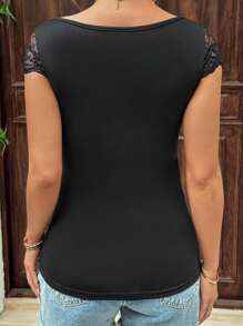 SHEIN Áo thun bầu tay ngắn ôm sát, cổ chữ V, phối ren tương phản, dành cho mùa hè. - màu đen - Xem 2