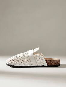 Solecia Women's Fluffy Platform Slippers, Warm Round Toe Fashion Shoes - White - View 3