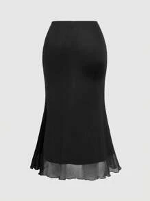 SHEIN MOD 1 套加大码网眼花卉印花不对称领口上衣和网眼鱼尾裙，假日装