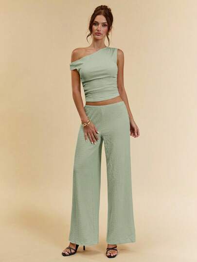 SHEIN BAE 2 件女式夏季纯色不对称肩部提花针织上衣和舒适针织口袋宽松裤，适合时尚外出、海滩度假、意大利度假、外出、邮轮装、早午餐装