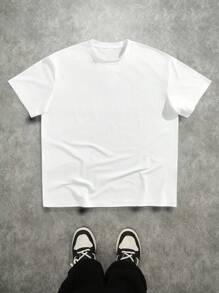 Manfinity Roghcode 超大街头图案印花粉色T恤，宽松领口设计，适合夏季