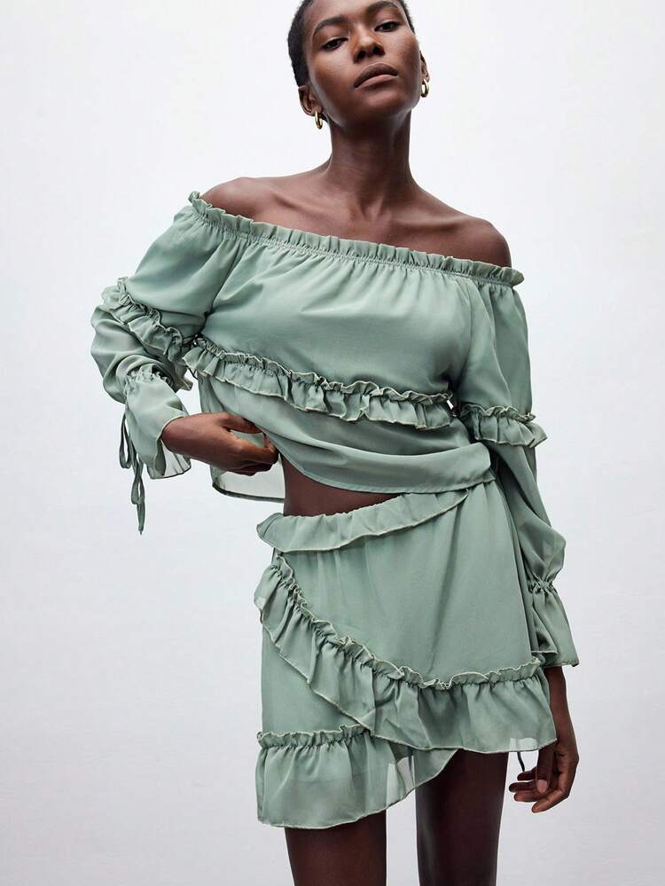 SHEIN Maija Mint Green Bohemian Vacation Style Ruched Off-Shoulder Neckline Drawstring Ruffle Sleeve Women's Top And Ruffle Design Women's Mini Skirt, Casual Loose Fitting 2 Pieces Set Suitable For Autumn , Chiffon Lightweight Comfortable And Elegant,Halloween