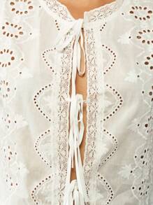 MISSGUIDED 孔眼蕾丝衬衫系带前波西米亚风夏季背心无袖背心女性海滩度假节日装英国刺绣 - 白色 - 查看 4