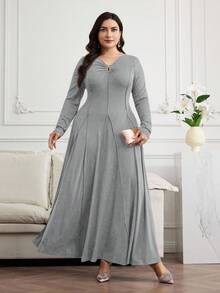 Mulvari Plus Size Women V-Neck Long Sleeve Elegant Solid Color Dress - Grey - View 3