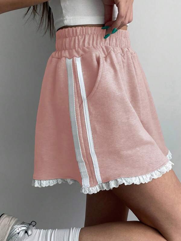 Strévra Pantaloni scurți casual largi cu dantelă pentru femei