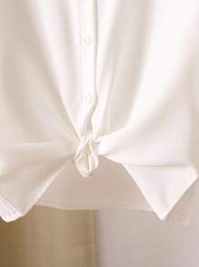 Sparklyn بلوزة كم طويل خصر فتيات مراهقات بأكمام منفوخة وطرز مجسم محبوك على الياقة بتصميم بسيط وعصري بلون واحد