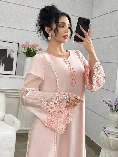 Yasmyna Elegant Luxurious Crafted Patchwork Loose Young Women's Fashionable High-End Dress