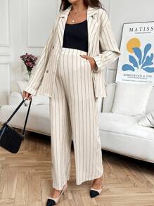 SHEIN Bộ 2 món gồm áo khoác dài tay cổ ve áo kẻ sọc và quần dài, thích hợp mặc thường ngày cho bà bầu. - Màu Khaki - Xem 1